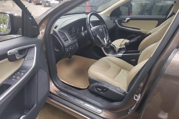 Used Volvo XC60 2014 T5 Smart Edition Driver Seat