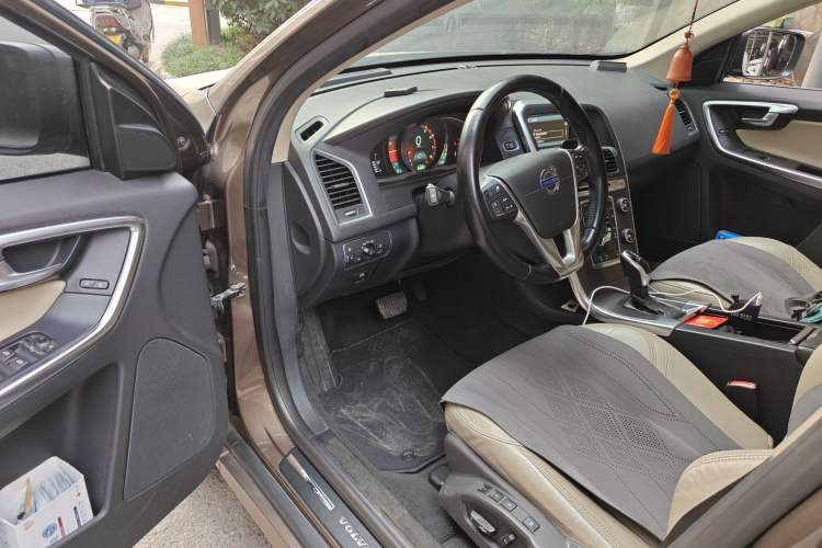 Used Volvo XC60 2014 T5 Zhiya Edition Driver Seat