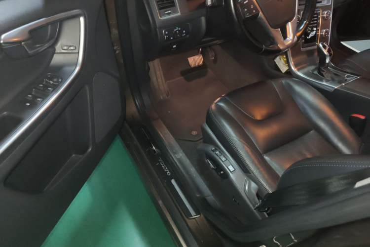 Used Volvo XC60 2014 T5 Zhiyi Edition Driver Seat