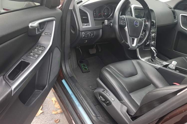 Used Volvo XC60 2014 T5 Zhiyi Edition Driver Seat
