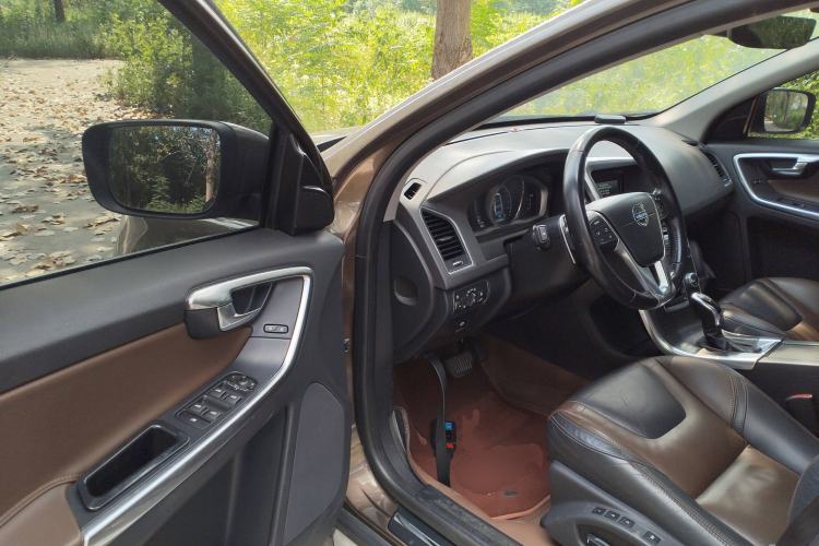 Used Volvo XC60 2014 T6 Smart Edition Driver Seat