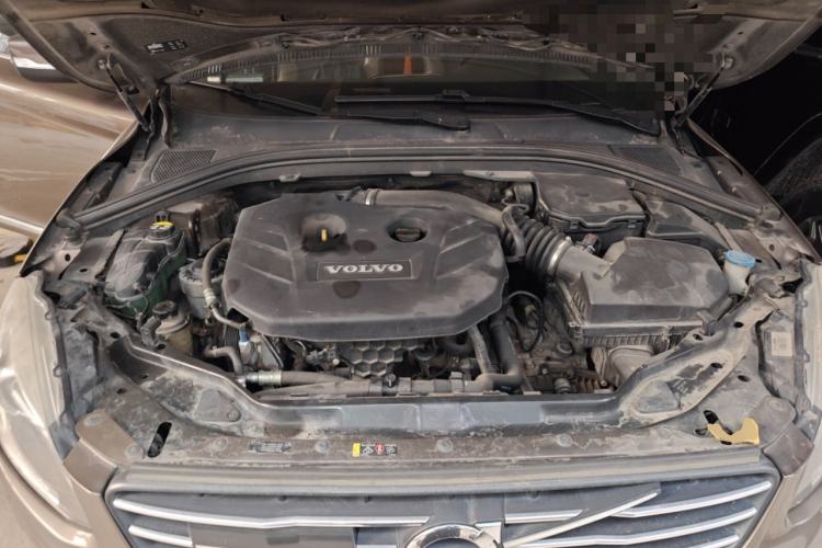 Used Volvo XC60 2014 T5 Zhiya Edition Engine Bay