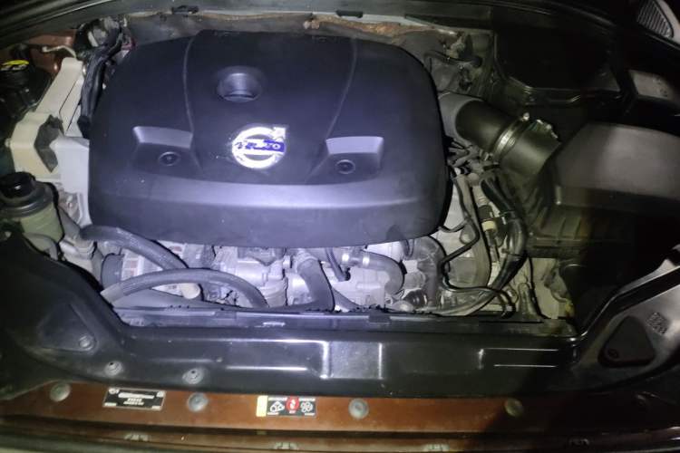 Used Volvo XC60 2014 Restyled T5 Zhiya Edition Engine Bay