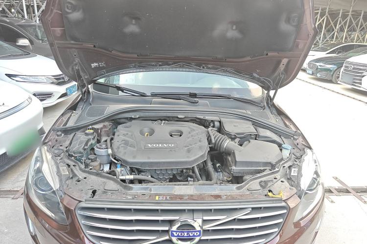 Used Volvo XC60 2014 T5 Zhiyi Edition Engine Bay