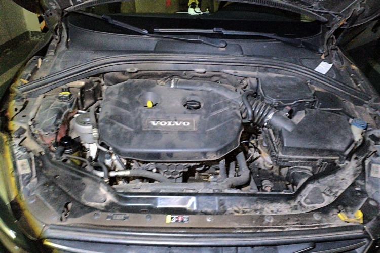 Used Volvo XC60 2014 T5 Zhiyi Edition Engine Bay