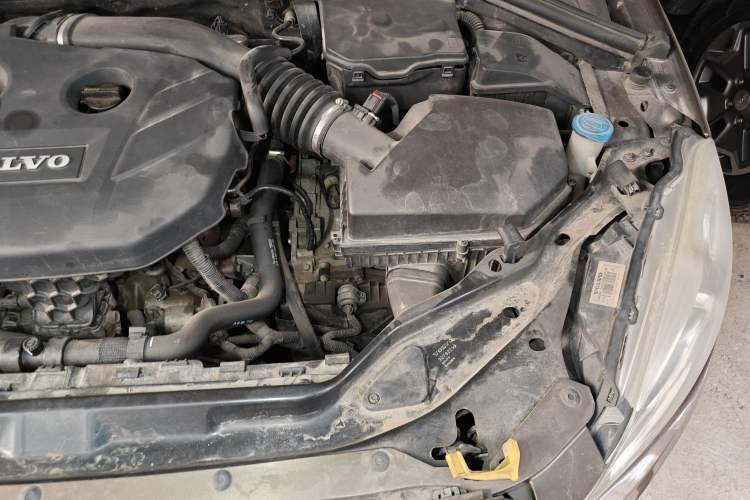 Used Volvo XC60 2014 T5 Zhiya Edition Engine Bay Left