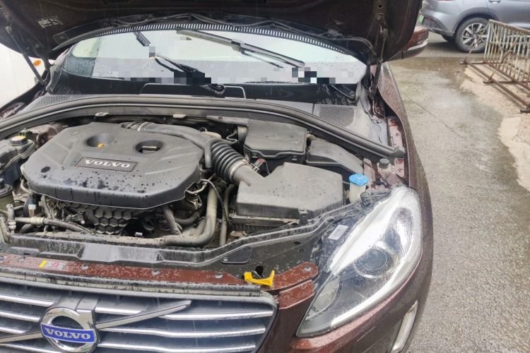 Used Volvo XC60 2014 T5 Zhiyi Edition Engine Bay Left