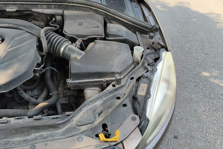 Used Volvo XC60 2014 T5 Zhiyi Edition Engine Bay Left