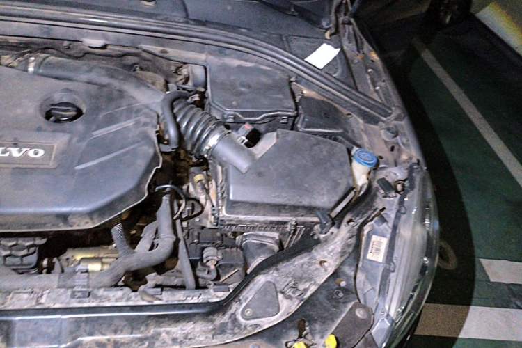 Used Volvo XC60 2014 T5 Zhiyi Edition Engine Bay Left