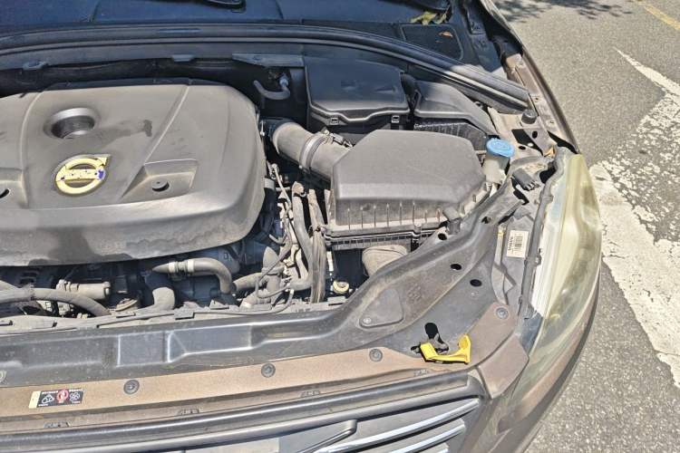 Used Volvo XC60 2014 Restyled T5 Zhiya Edition Engine Bay Left