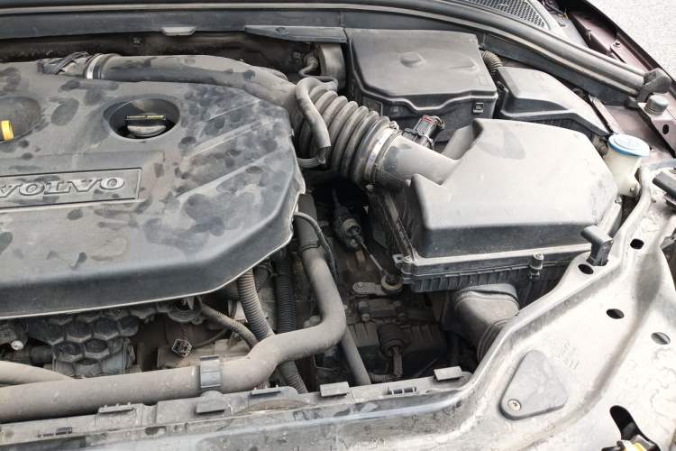 Used Volvo XC60 2014 T5 Zhiyi Edition Engine Bay Left