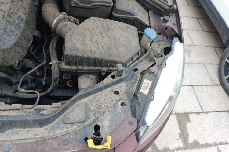 Used Volvo XC60 2014 Restyled T5 Zhiya Edition Engine Bay Left
