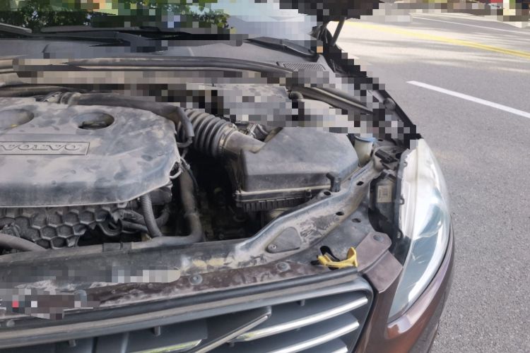 Used Volvo XC60 2014 T5 Zhiya Edition Engine Bay Left