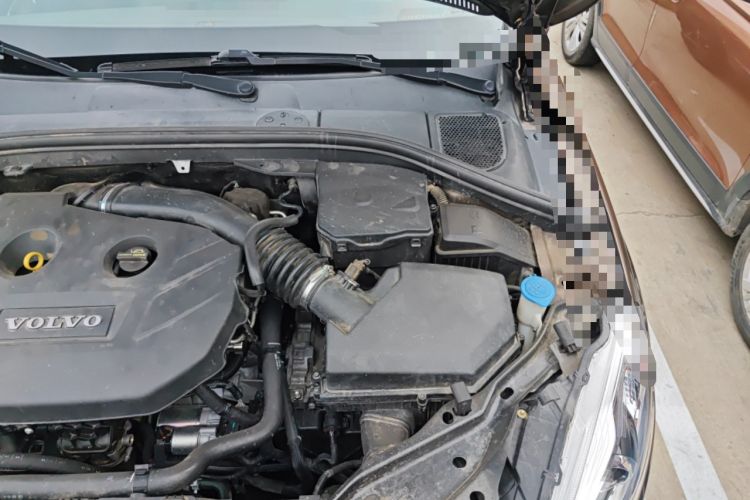 Used Volvo XC60 2014 T5 Zhiyi Edition Engine Bay Left