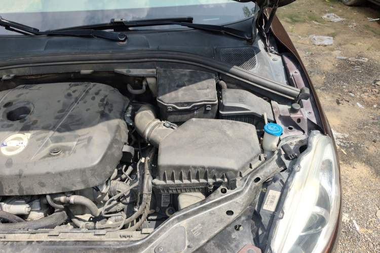 Used Volvo XC60 2014 T5 Zhiya Edition Engine Bay Left