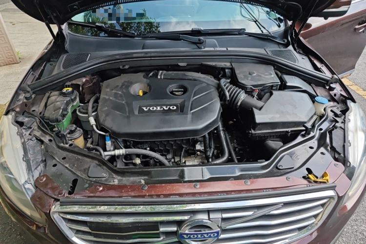 Used Volvo XC60 2014 T5 Zhiya Edition Engine Bay
