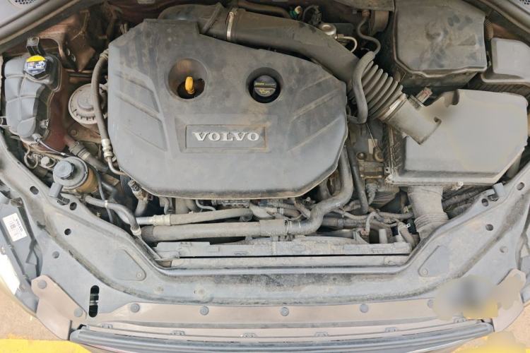 Used Volvo XC60 2014 T5 Zhiya Edition Engine Bay