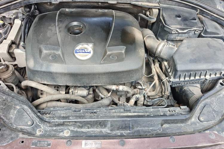 Used Volvo XC60 2014 Restyled T5 Zhiya Edition Engine Bay