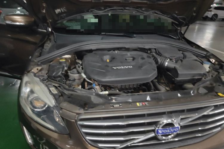 Used Volvo XC60 2014 T5 Zhiyi Edition Engine Bay Right