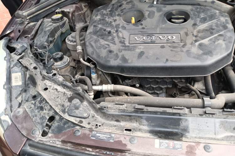Used Volvo XC60 2014 T5 Zhiyi Edition Engine Bay Right