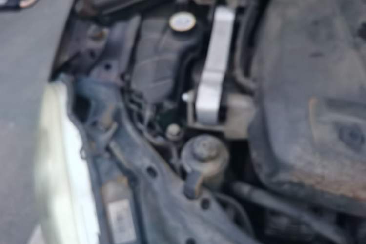 Used Volvo XC60 2014 Restyled T5 Zhiya Edition Engine Bay Right