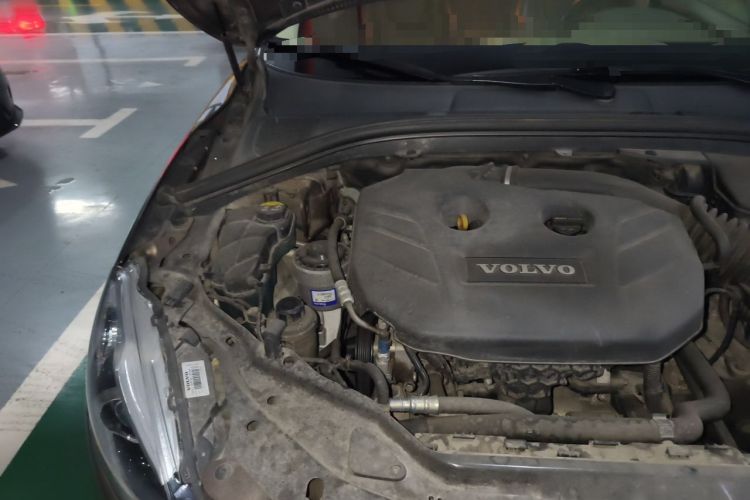 Used Volvo XC60 2014 T5 Zhiyi Edition Engine Bay Right