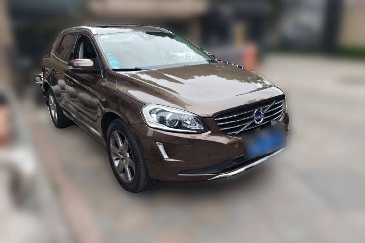 Used Volvo XC60 2014 T6 Zhiyi Edition Front Right 45 Deg