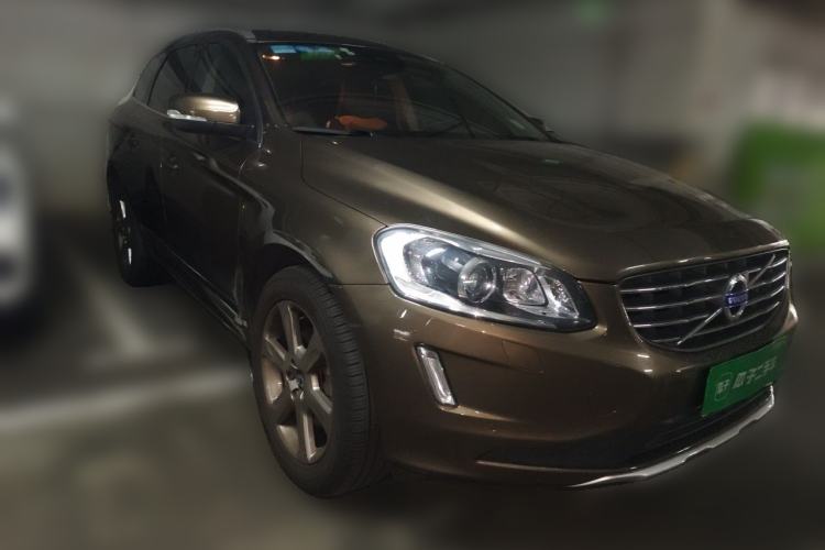 Used Volvo XC60 2014 T6 Zhiyi Edition Front Right 45 Deg