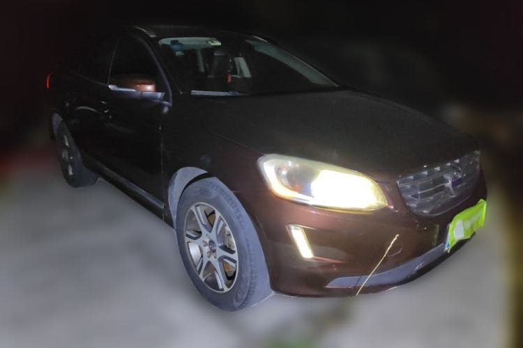 Used Volvo XC60 2014 T5 Zhiya Edition Front Right 45 Deg