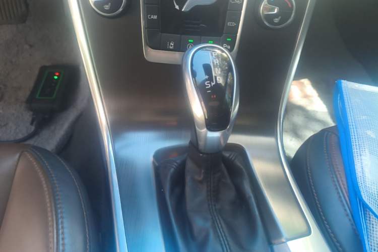 Used Volvo XC60 2014 Restyled T5 Zhiya Edition Gear Lever
