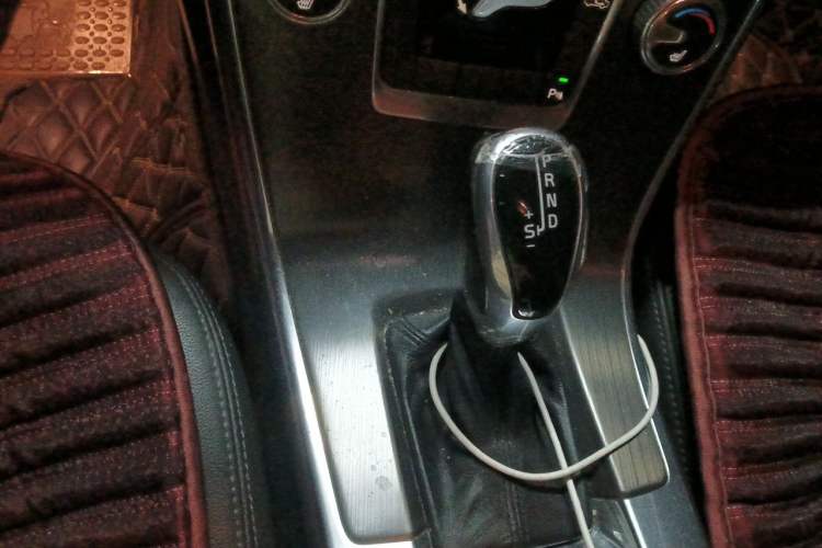 Used Volvo XC60 2014 T5 Zhiyi Edition Gear Lever