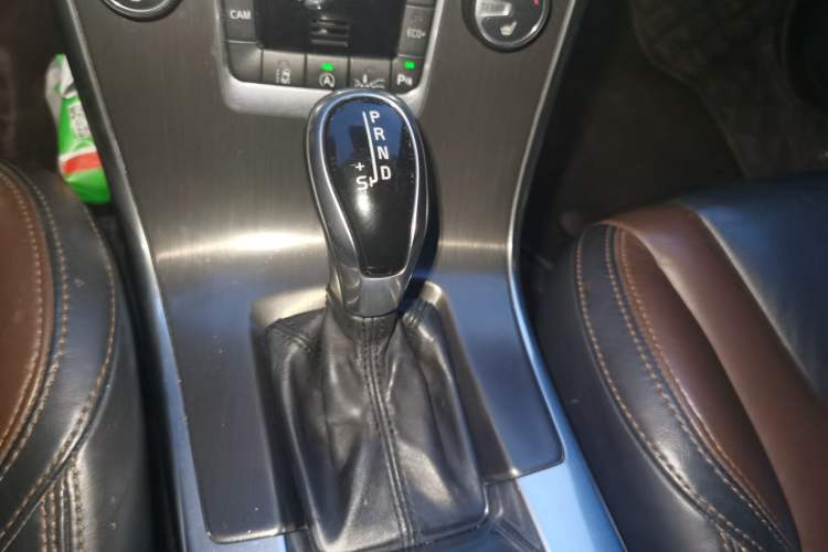 Used Volvo XC60 2014 Restyled T5 Zhiya Edition Gear Lever
