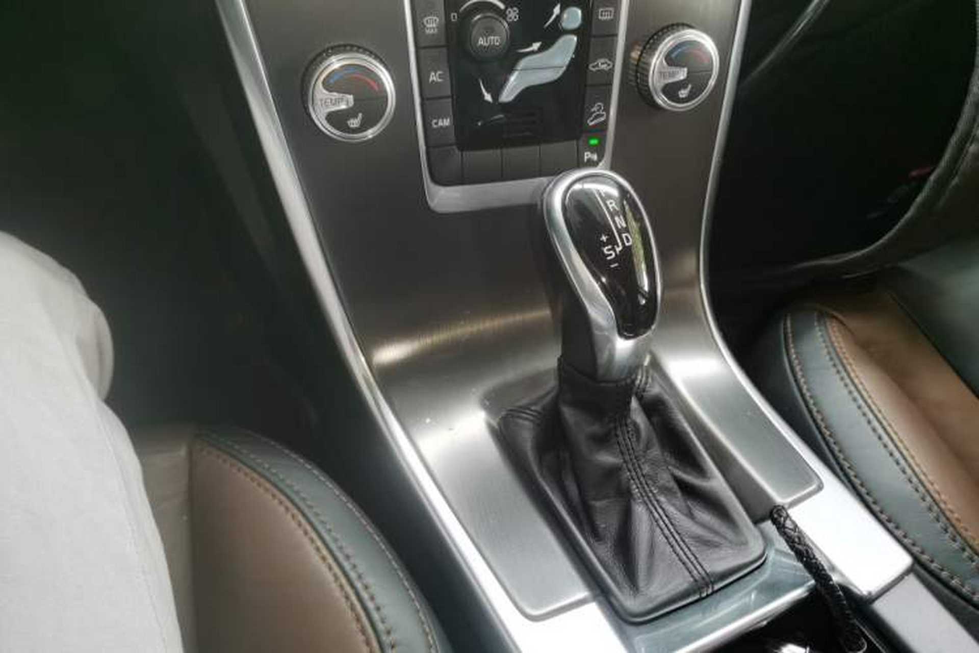 Used Volvo XC60 2014 T6 Zhiyi Edition Gear Lever