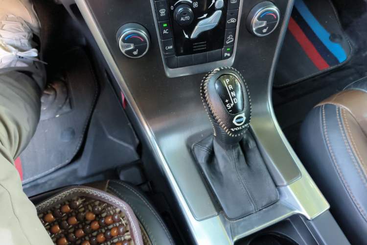 Used Volvo XC60 2014 T6 Zhiyi Edition Gear Lever