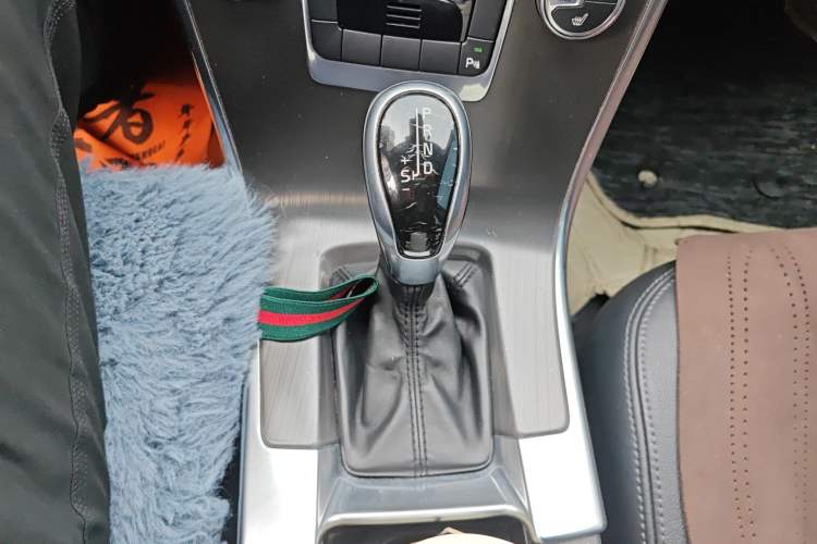 Used Volvo XC60 2014 T5 Zhiyi Edition Gear Lever