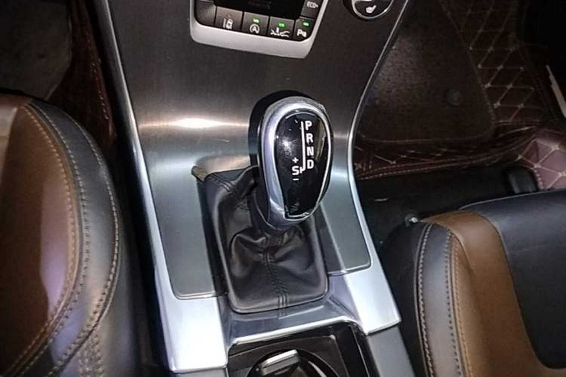 Used Volvo XC60 2014 Restyled T5 Zhiya Edition Gear Lever