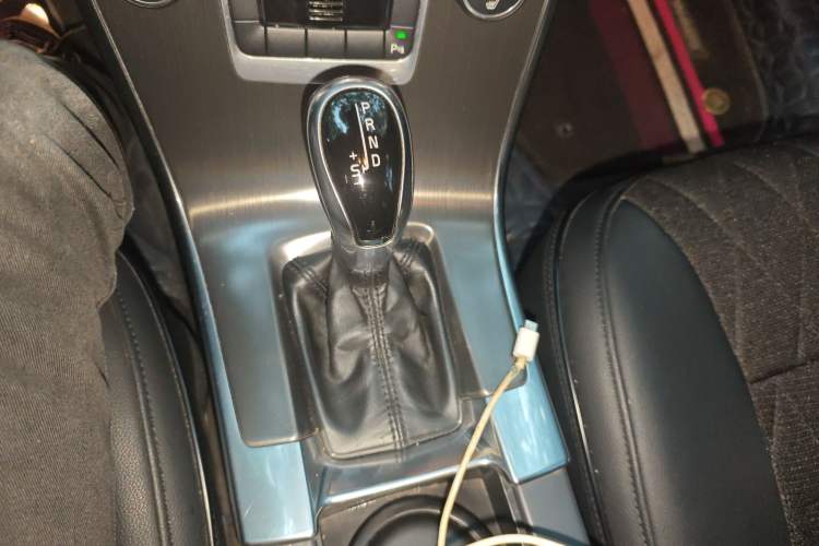 Used Volvo XC60 2014 T5 Zhiyi Edition Gear Lever