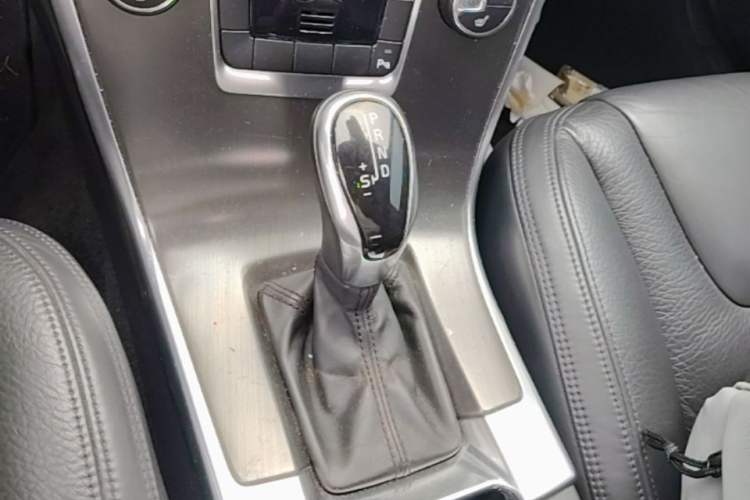 Used Volvo XC60 2014 T5 Zhiyi Edition Gear Lever