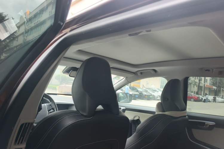 Used Volvo XC60 2014 T5 Zhiya Edition Headliner