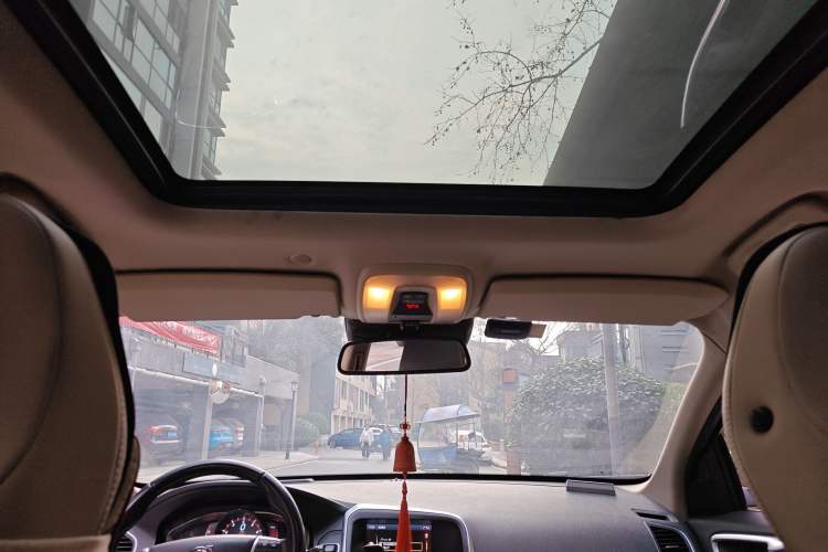 Used Volvo XC60 2014 T5 Zhiya Edition Headliner
