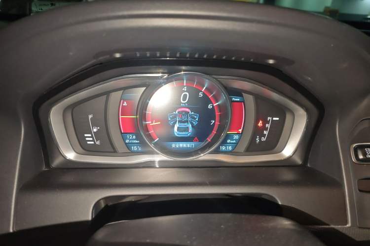 Used Volvo XC60 2014 Restyled T5 Zhiya Edition Instrument Cluster