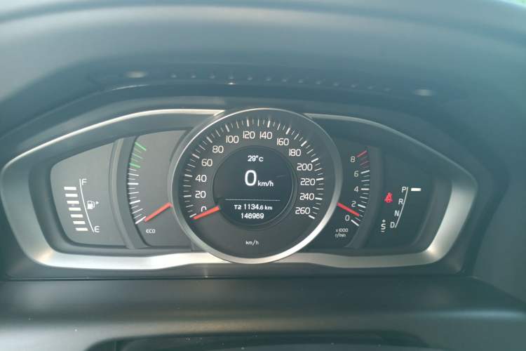 Used Volvo XC60 2014 Facelift T5 Zhiyi Edition Instrument Cluster