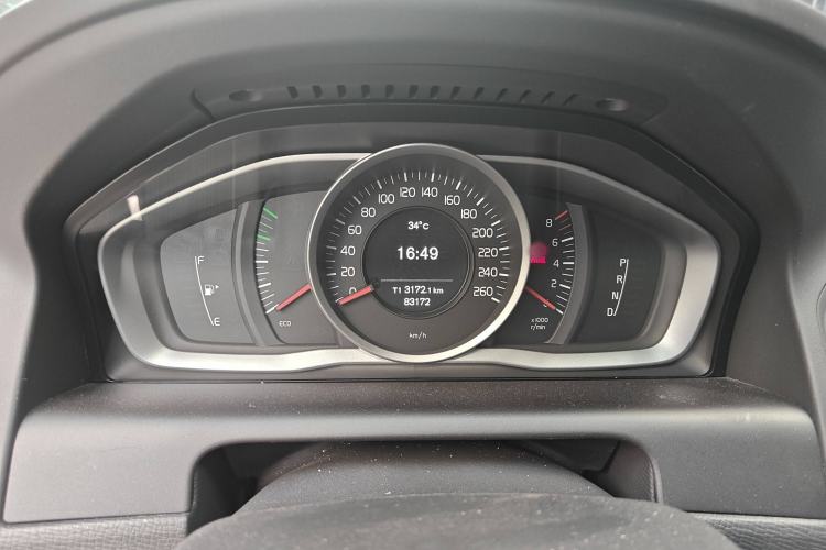 Used Volvo XC60 2014 T5 Zhiyi Edition Instrument Cluster