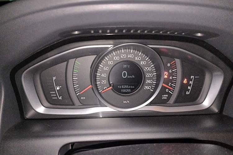 Used Volvo XC60 2014 T5 Zhiyi Edition Instrument Cluster