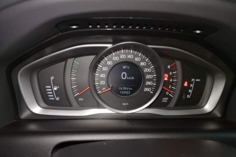 Used Volvo XC60 2014 T5 Zhiyi Edition Instrument Cluster