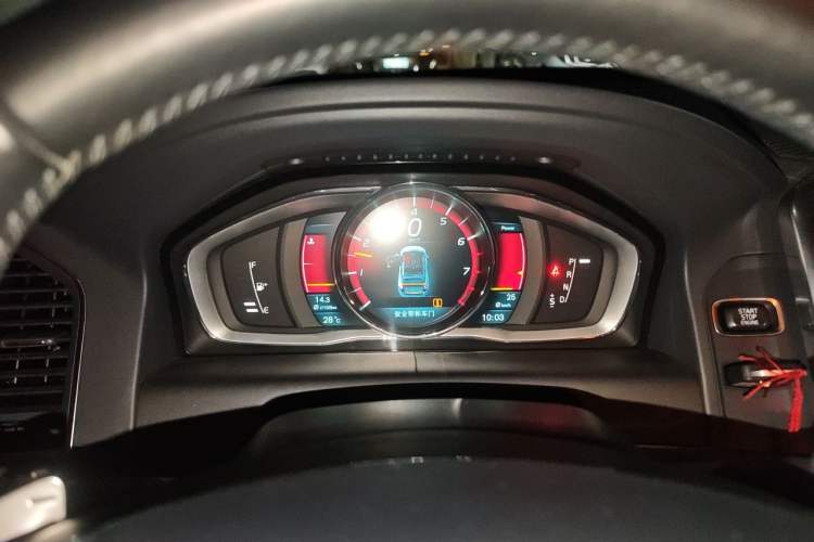 Used Volvo XC60 2014 T6 Zhiyi Edition Instrument Cluster