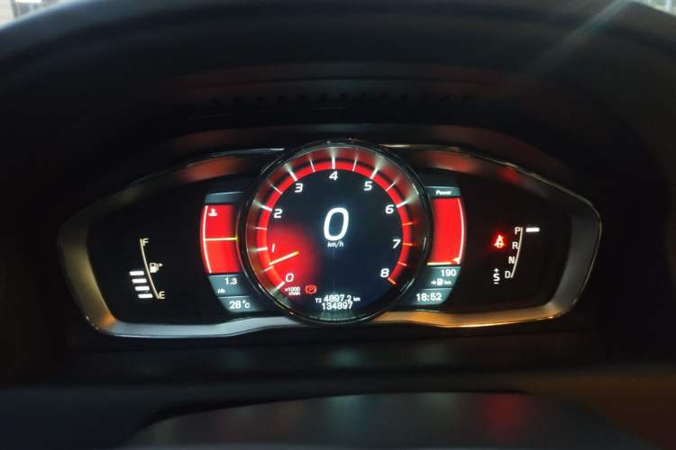 Used Volvo XC60 2014 T6 Zhiyi Edition Instrument Cluster