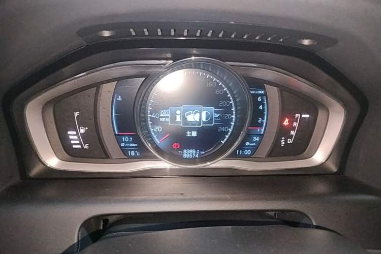 Used Volvo XC60 2014 Restyled T5 Zhiya Edition Instrument Cluster