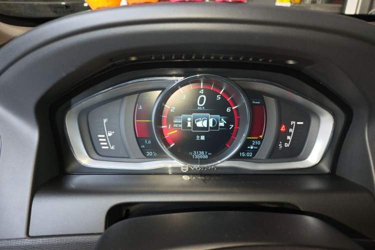 Used Volvo XC60 2014 T6 Zhiyi Edition Instrument Cluster
