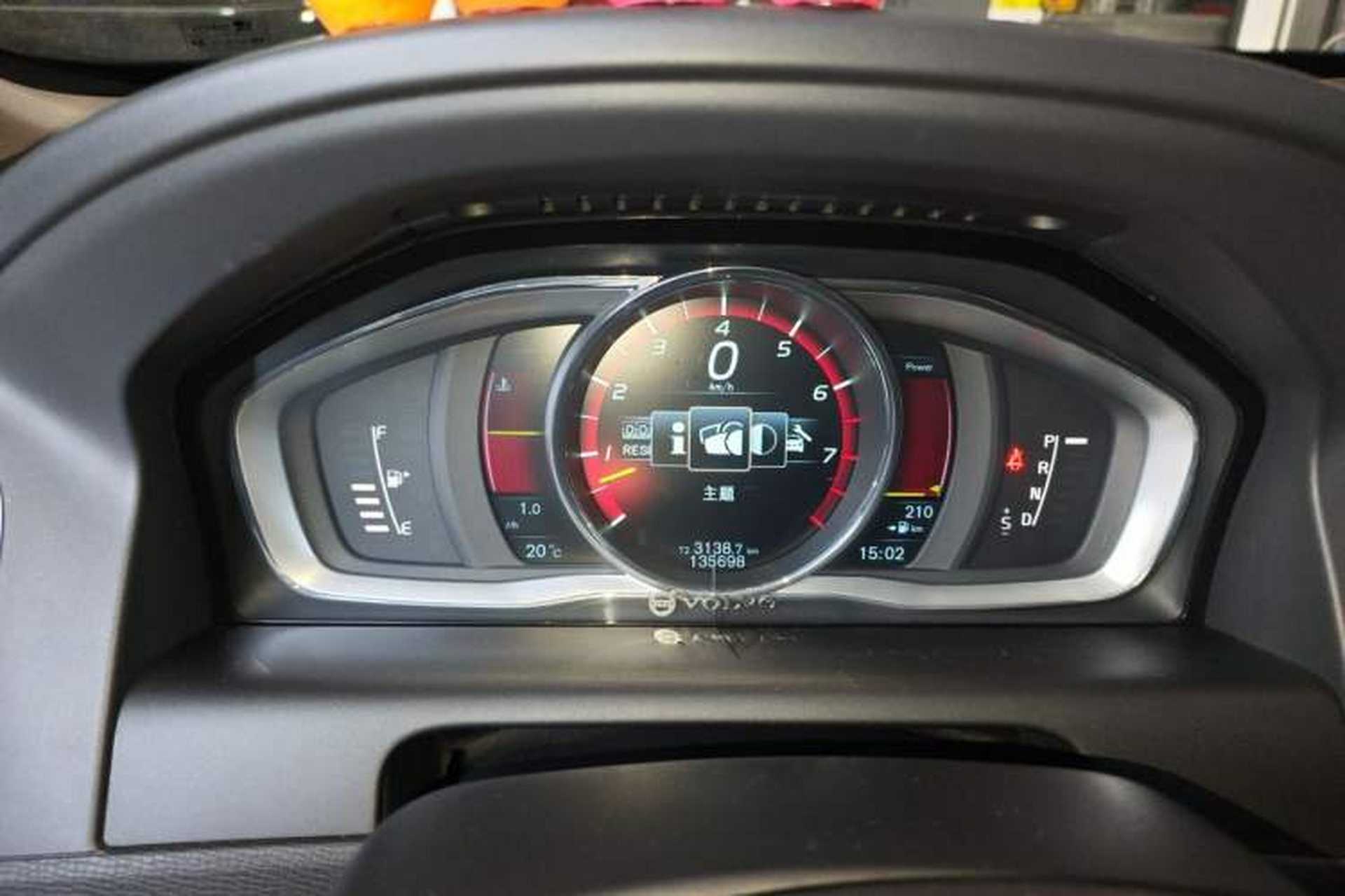 Used Volvo XC60 2014 T6 Zhiyi Edition Instrument Cluster